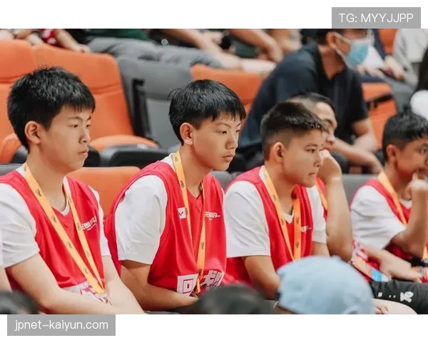 NBA“篮球无疆界”活动三月登陆印度孟买,吸引数千青少年参与 NBA“篮球无疆界”活动三月登陆印度孟买,吸引数千青少年参与