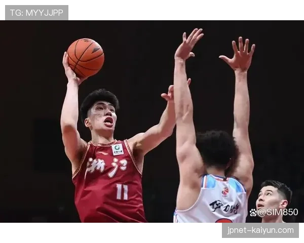 CBA官方公布常规赛MVP:浙江队中锋余嘉豪当选